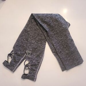 PINK yoga leggings (xs)